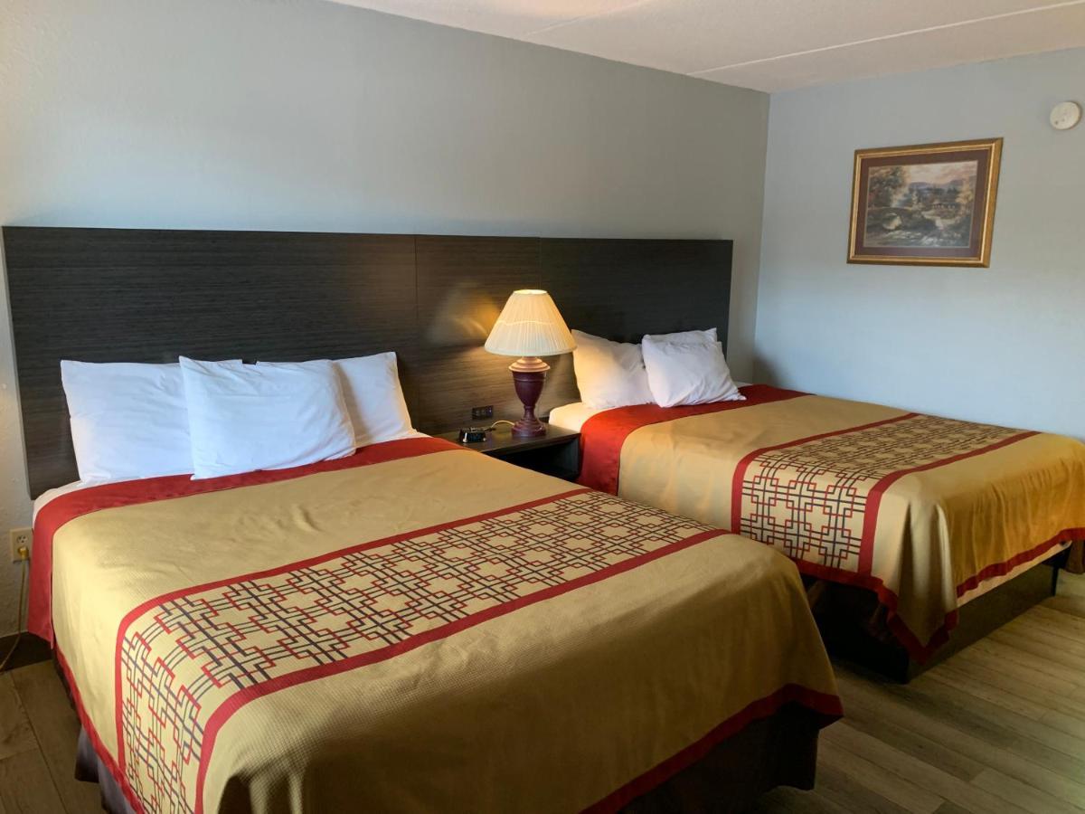 Hotel Parkway