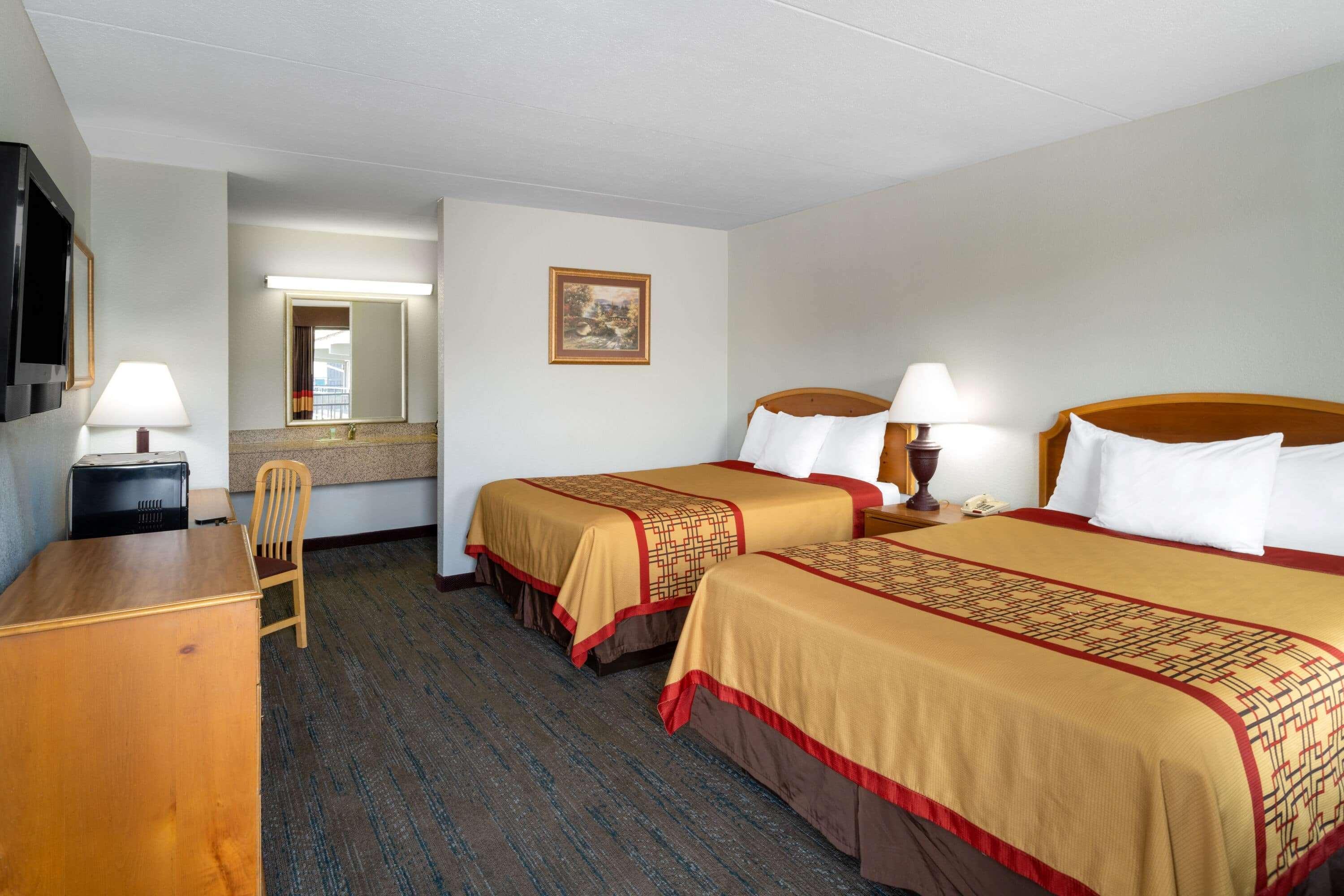 Hotel Parkway 2*