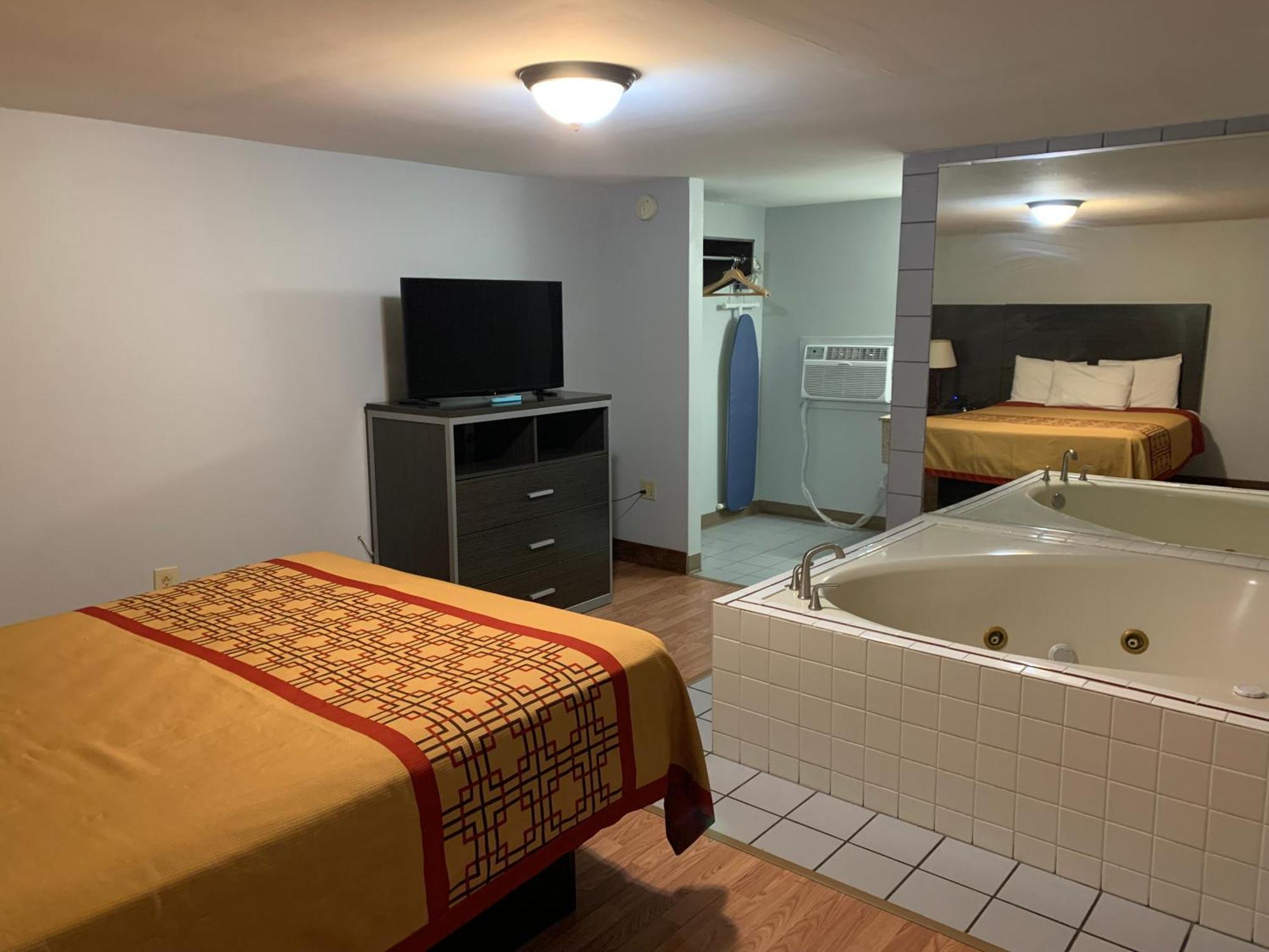 Parkway Hotel