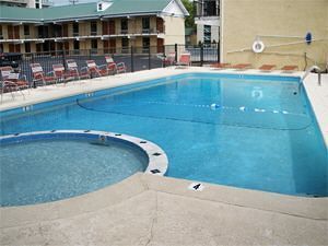 Hotel Parkway